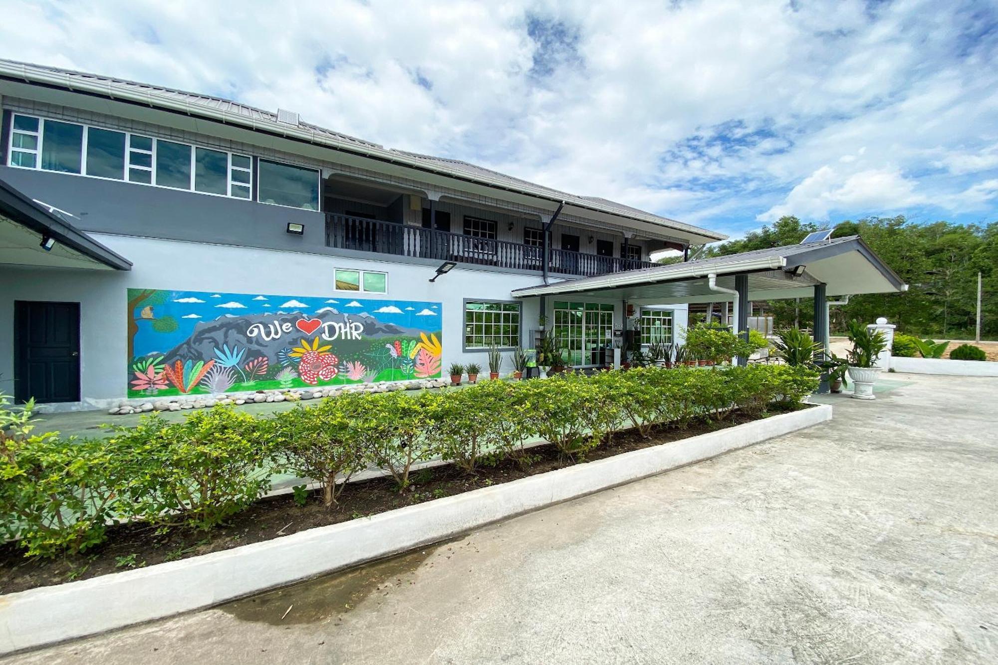 Oyo Home 90230 Dh Residence Kota Belud Exterior photo