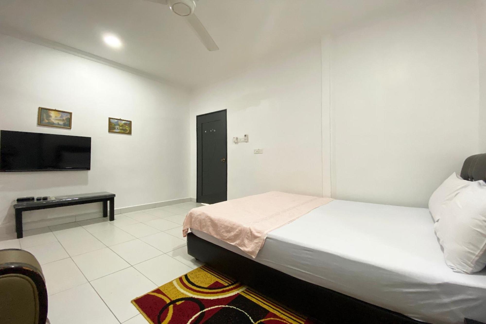 Oyo Home 90230 Dh Residence Kota Belud Exterior photo